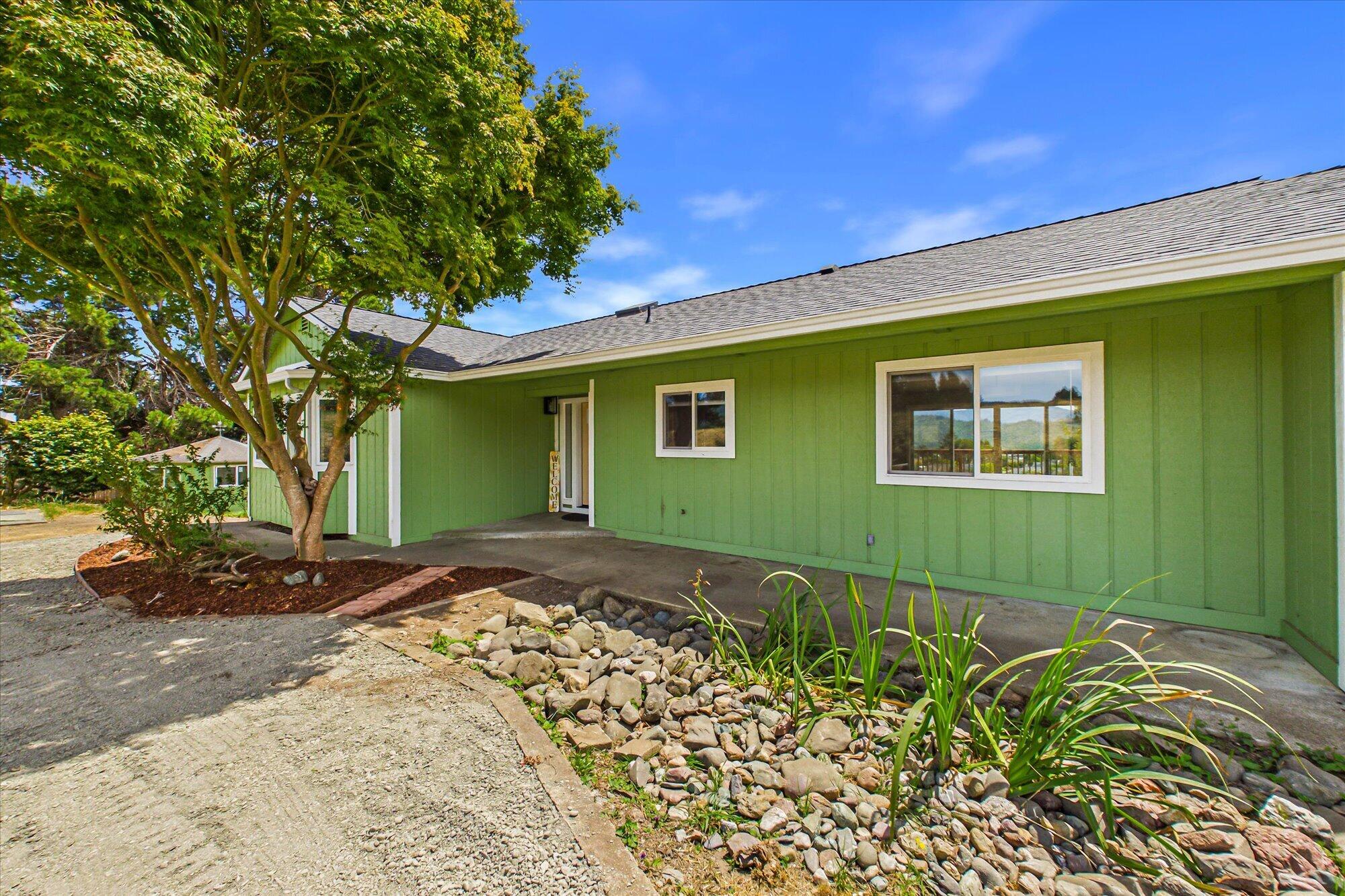 6705 Rohnerville Road Hydesville, CA 95547 - Photo 7 of 54