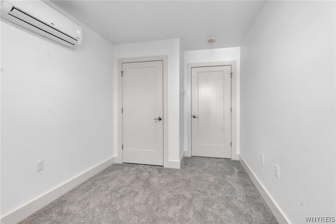 143 Howell Street Buffalo, NY 14207 - Photo 28 of 34