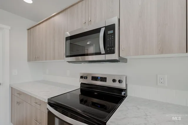 $449,990 | 231 Caribou Court, Horseshoe Bend, ID 83629