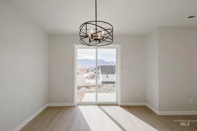 $449,990 | 231 Caribou Court, Horseshoe Bend, ID 83629