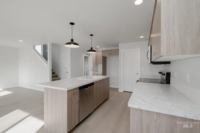 $449,990 | 231 Caribou Court, Horseshoe Bend, ID 83629