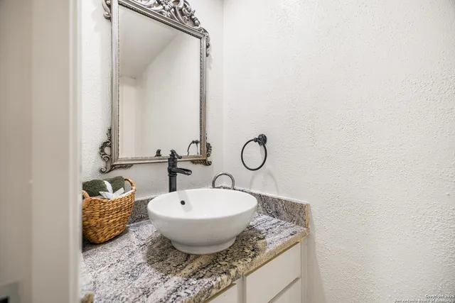 $1,100 | 14122 Churchill Estates Boulevard, Unit 107, San Antonio, TX 78248