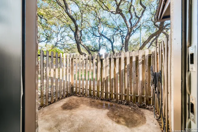 $1,100 | 14122 Churchill Estates Boulevard, Unit 107, San Antonio, TX 78248