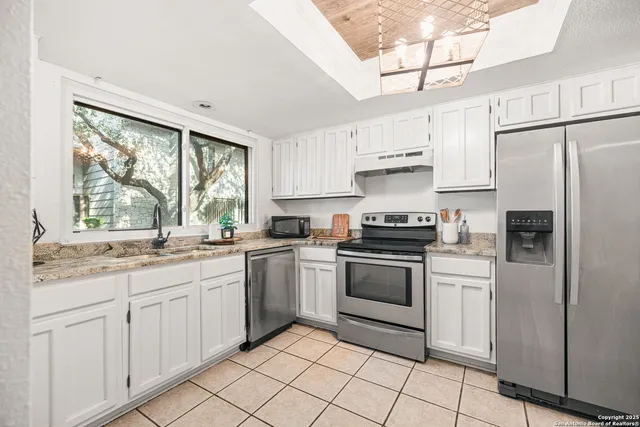 $1,100 | 14122 Churchill Estates Boulevard, Unit 107, San Antonio, TX 78248