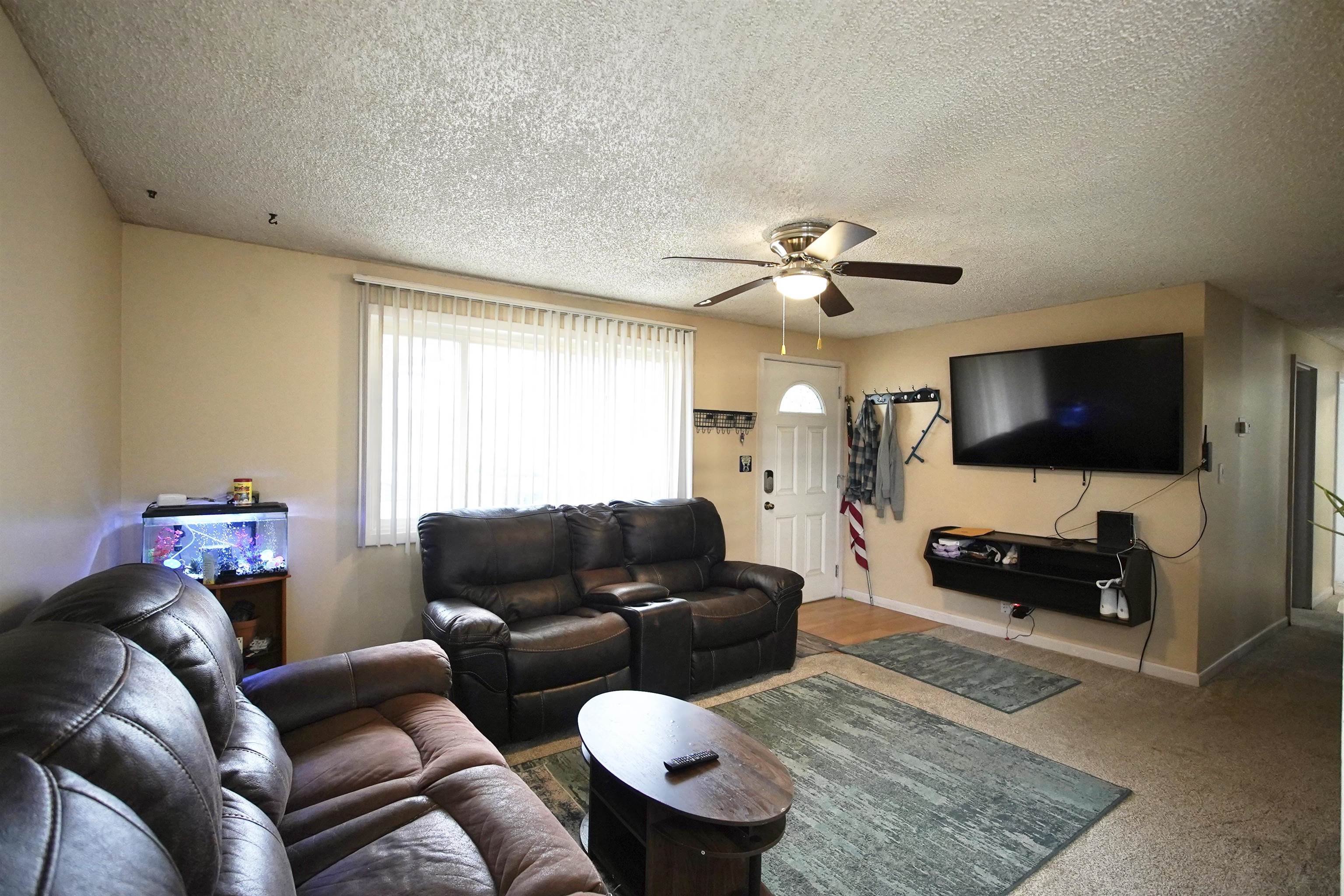 1645 Brigham Young Avenue Casper, WY 82604 - Photo 7 of 19