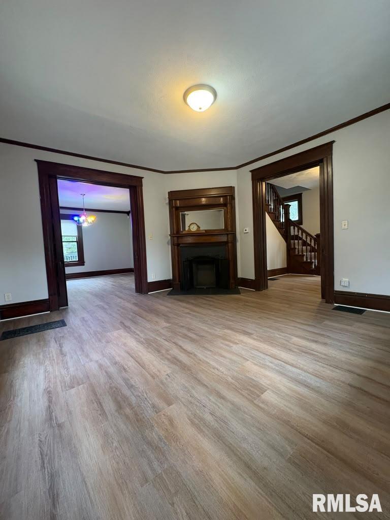 1036 West Washington Street Springfield, IL 62702 - Photo 4 of 35 Gallery Image 4