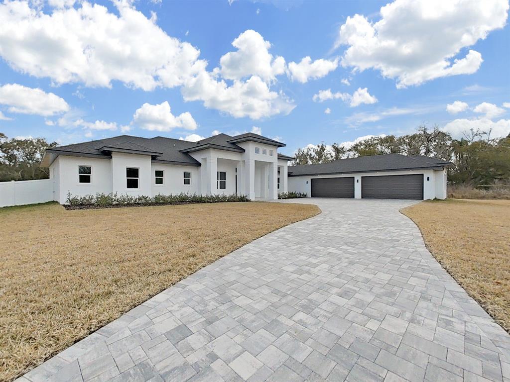 17841 Simmons Road Lutz, FL 33548 - Photo 8 of 53