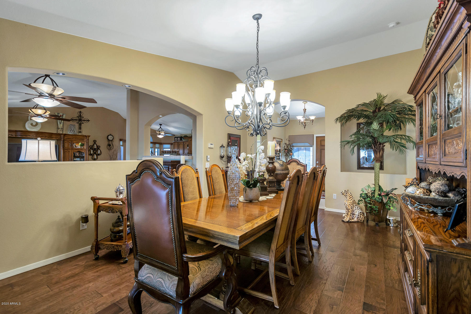 15284 West Piccadilly Road Goodyear, AZ 85395 - Photo 3 of 30 DSC_4374
