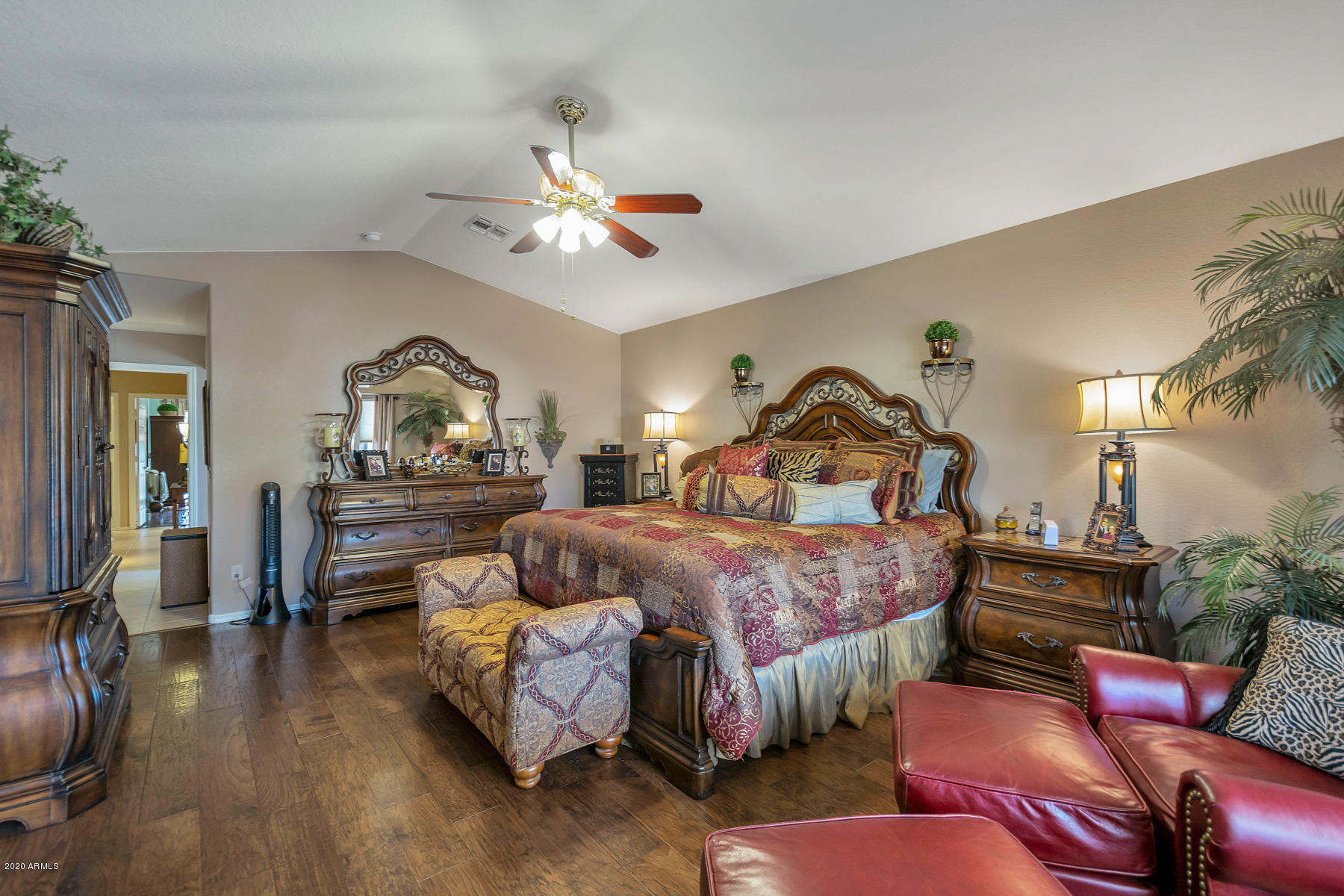 15284 West Piccadilly Road Goodyear, AZ 85395 - Photo 5 of 30 DSC_4400