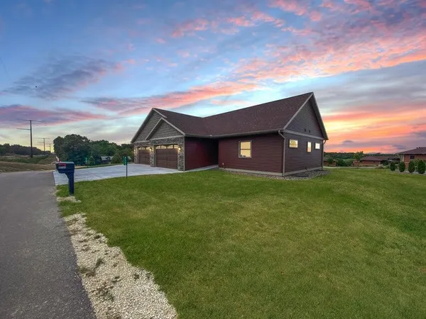 $334,900 | W7708 Parcher Creek, Holmen, WI 54636