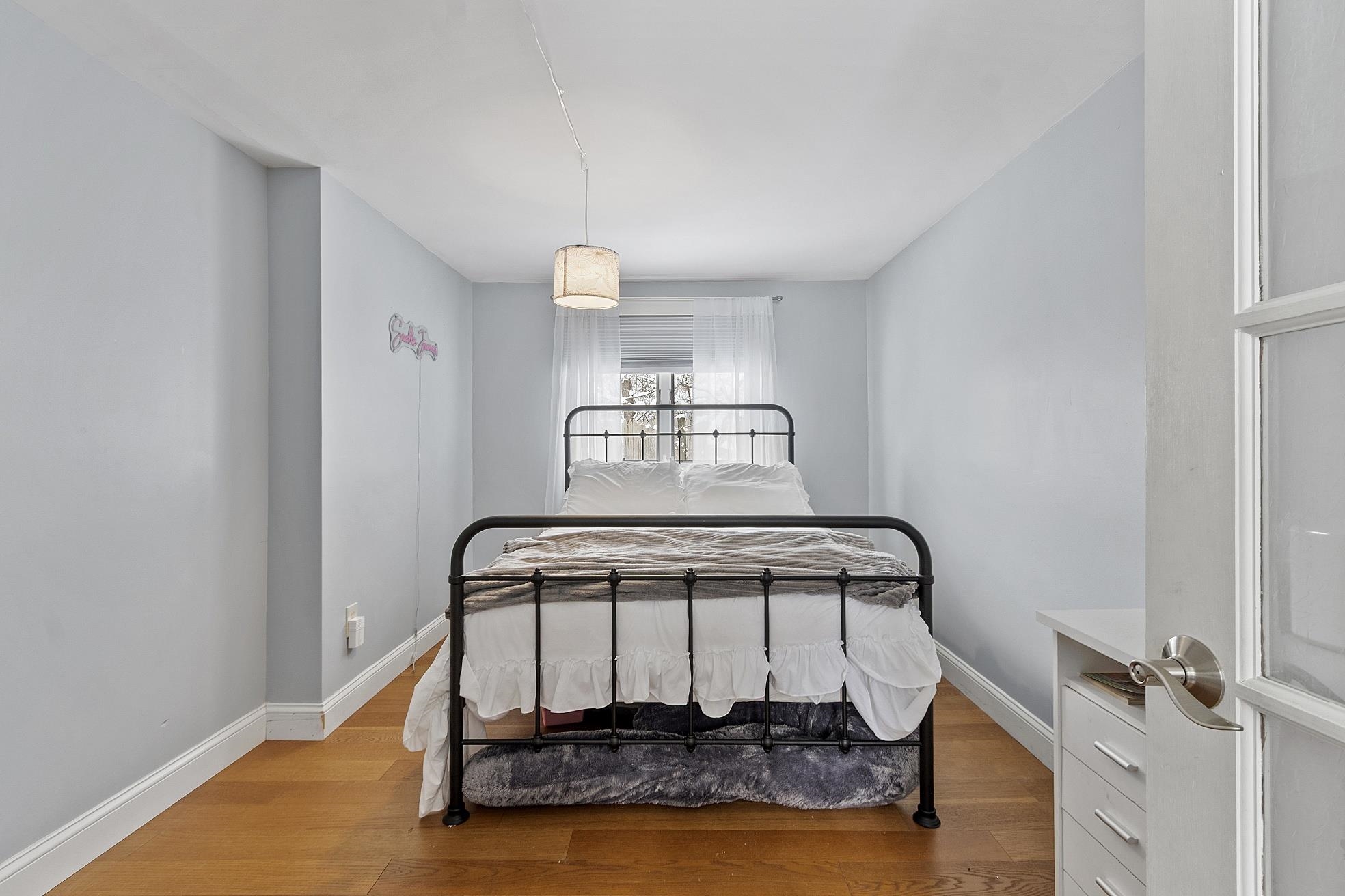 47 Cobbetts Pond Road Windham, NH 03087 - Photo 20 of 46