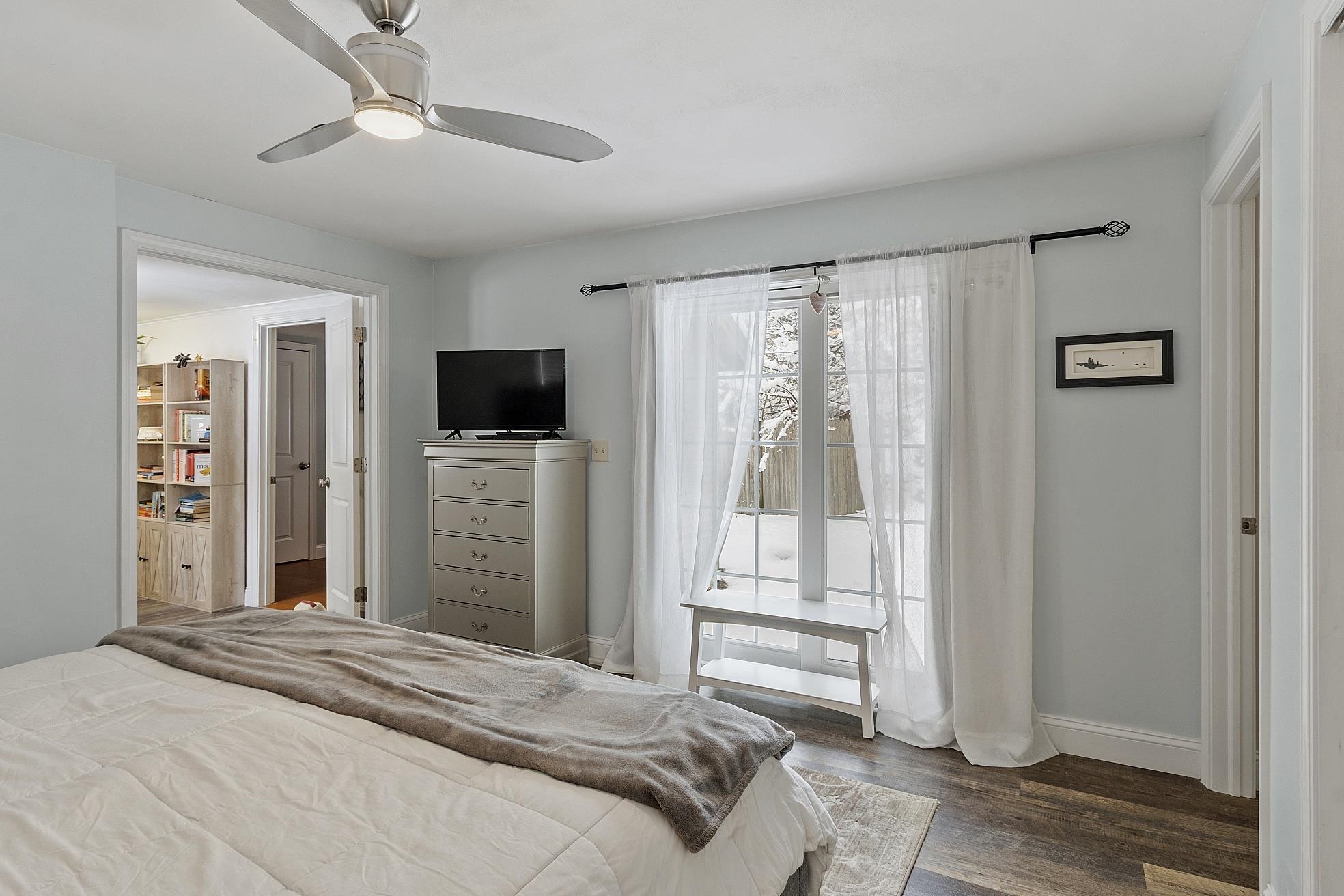 47 Cobbetts Pond Road Windham, NH 03087 - Photo 23 of 46