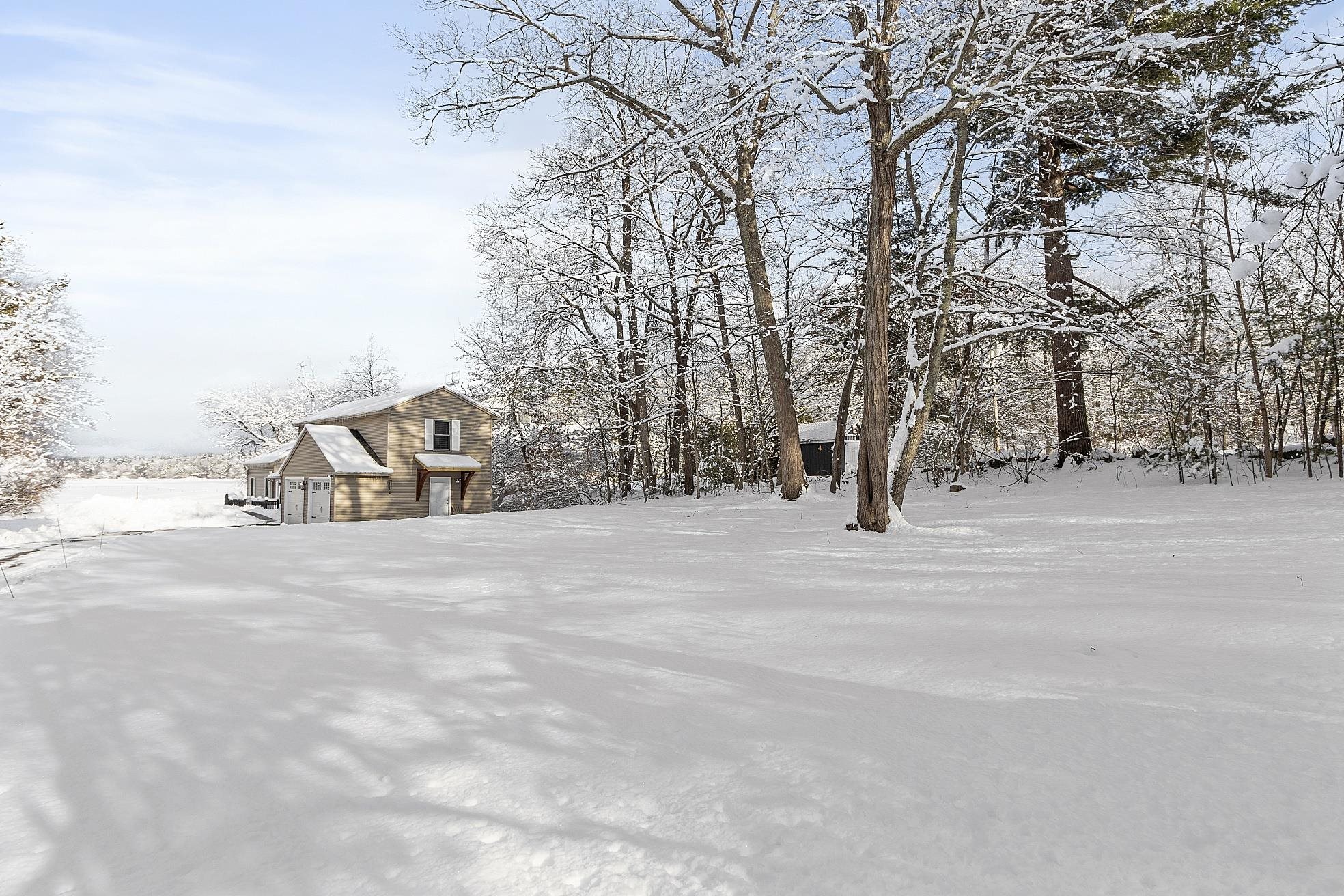 47 Cobbetts Pond Road Windham, NH 03087 - Photo 37 of 46