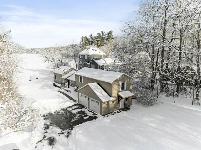 $1,395,000 | 47 Cobbetts Pond Road, Windham, NH 03087
