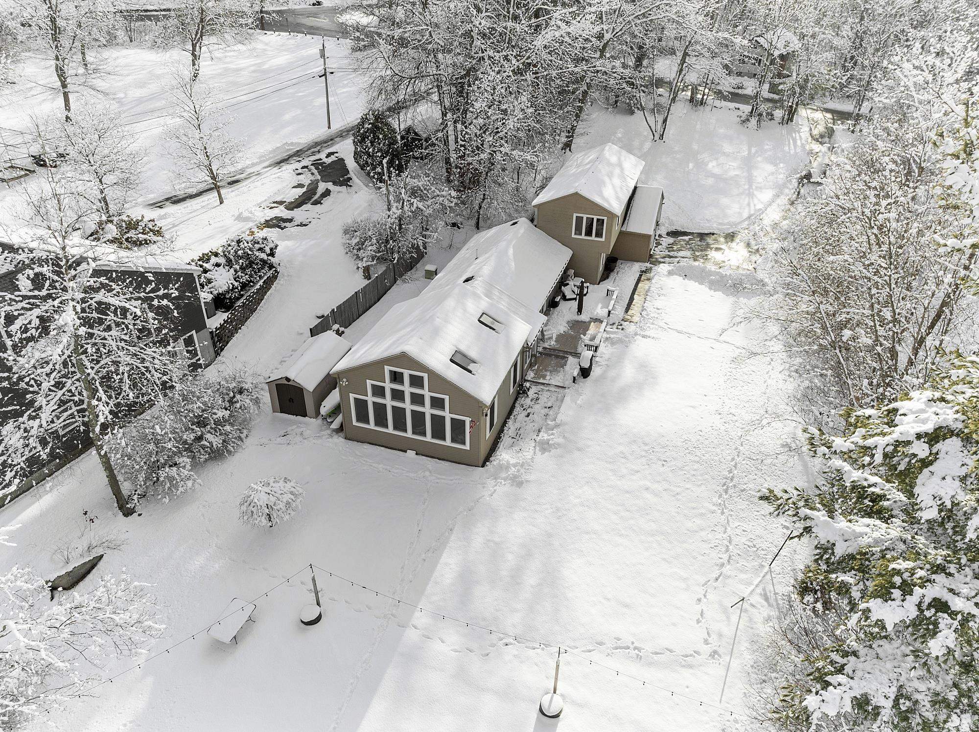 47 Cobbetts Pond Road Windham, NH 03087 - Photo 41 of 46