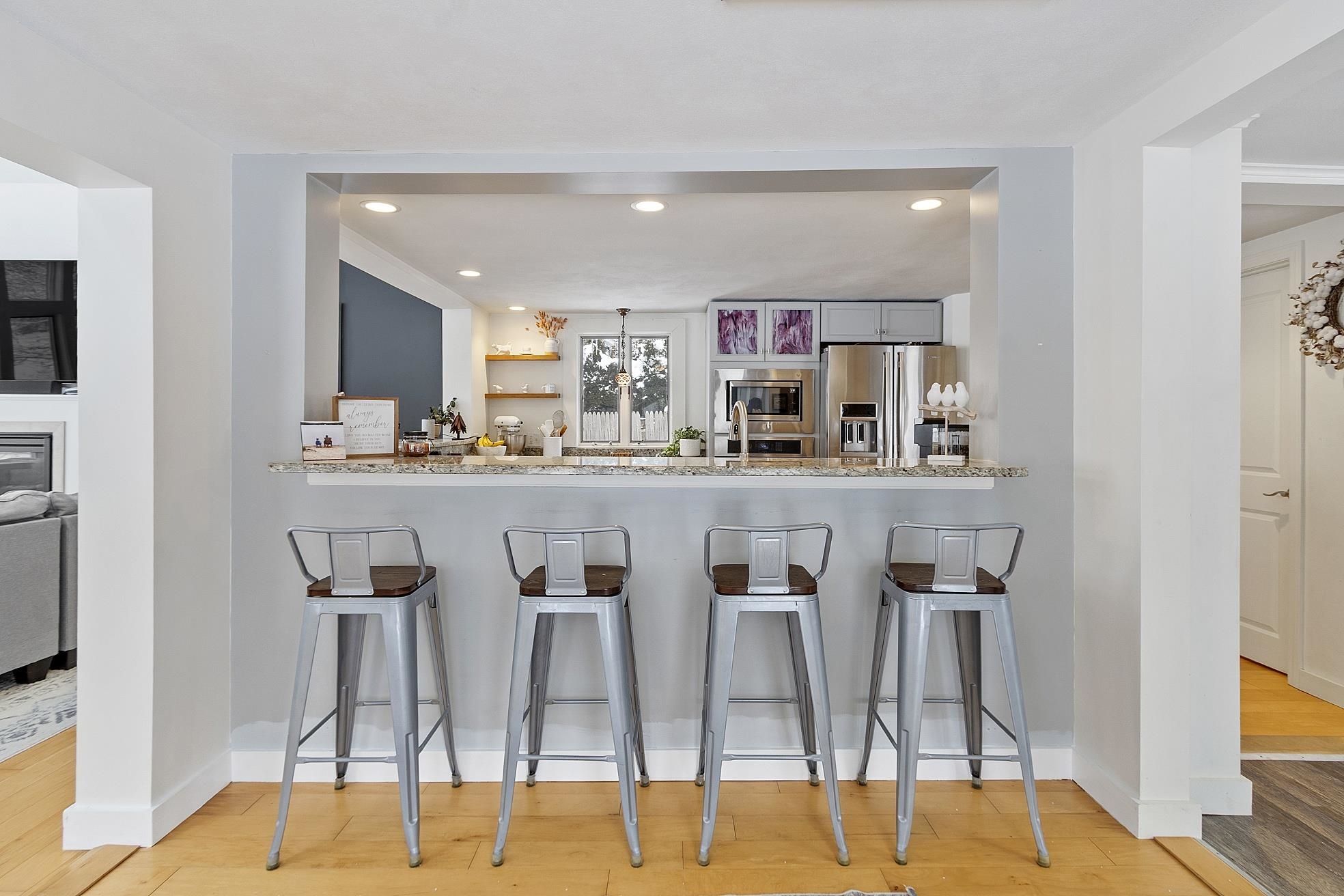 47 Cobbetts Pond Road Windham, NH 03087 - Photo 5 of 46