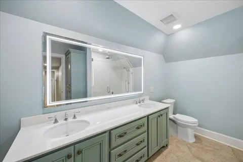 $1,250,000 | 37519 Edgewater Drive, Pinehurst, TX 77362