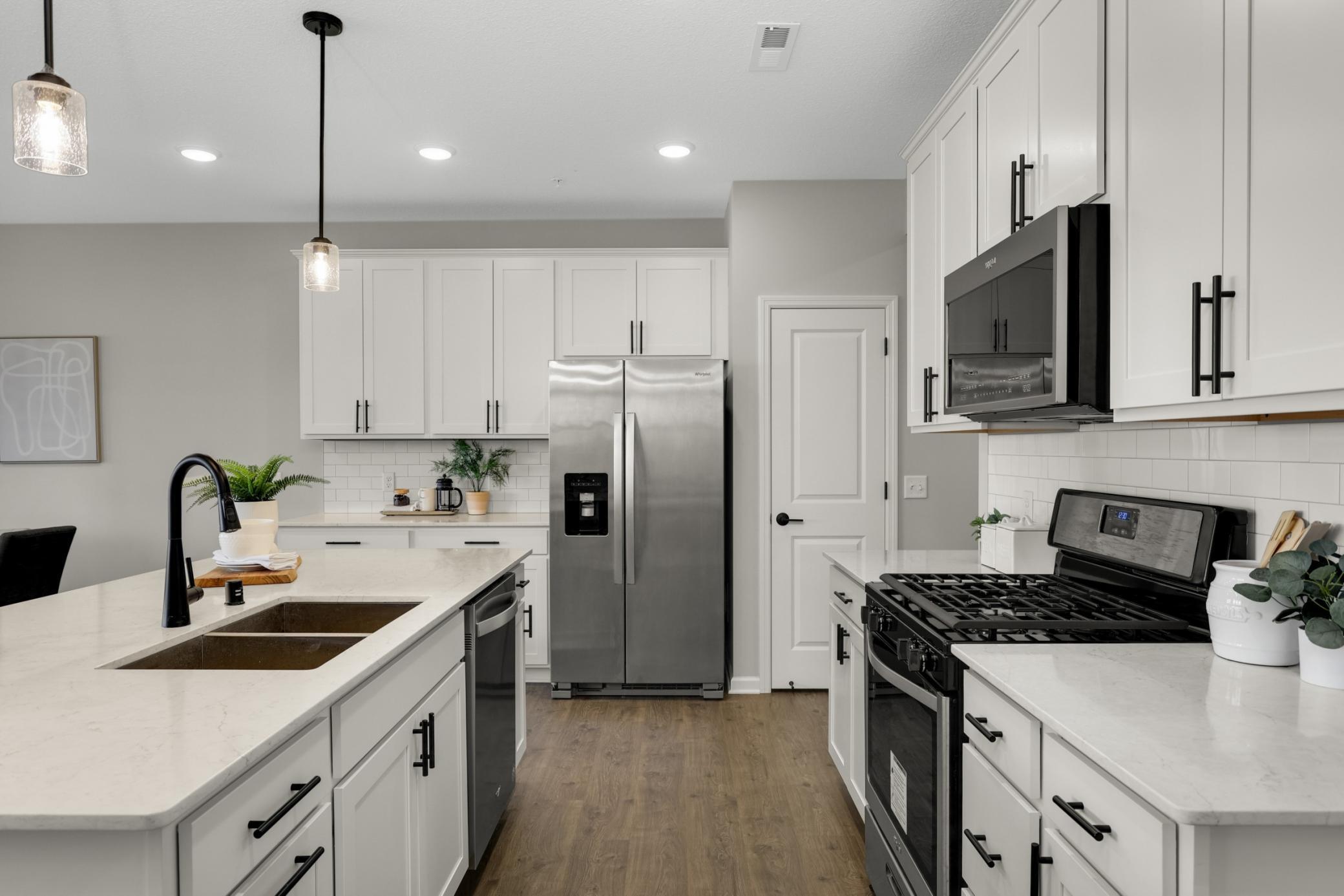 11275 Brookview Road Woodbury, MN 55129 - Photo 13 of 32