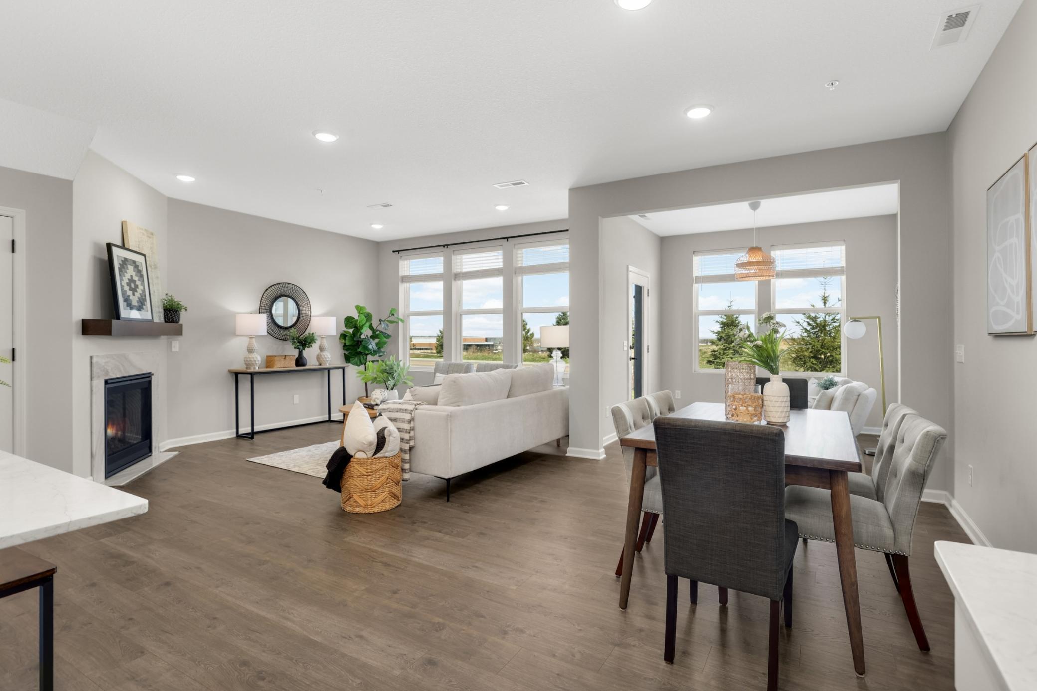 11275 Brookview Road Woodbury, MN 55129 - Photo 3 of 32