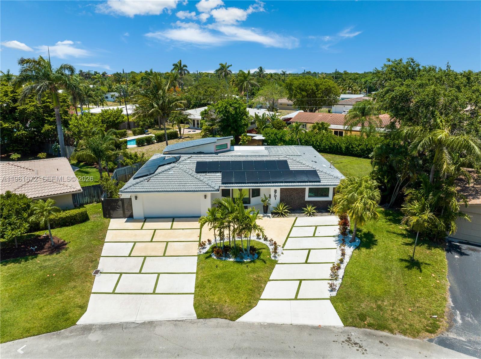 2701 Northeast 52nd Street Lighthouse Point, FL 33064 - Photo 52 of 57