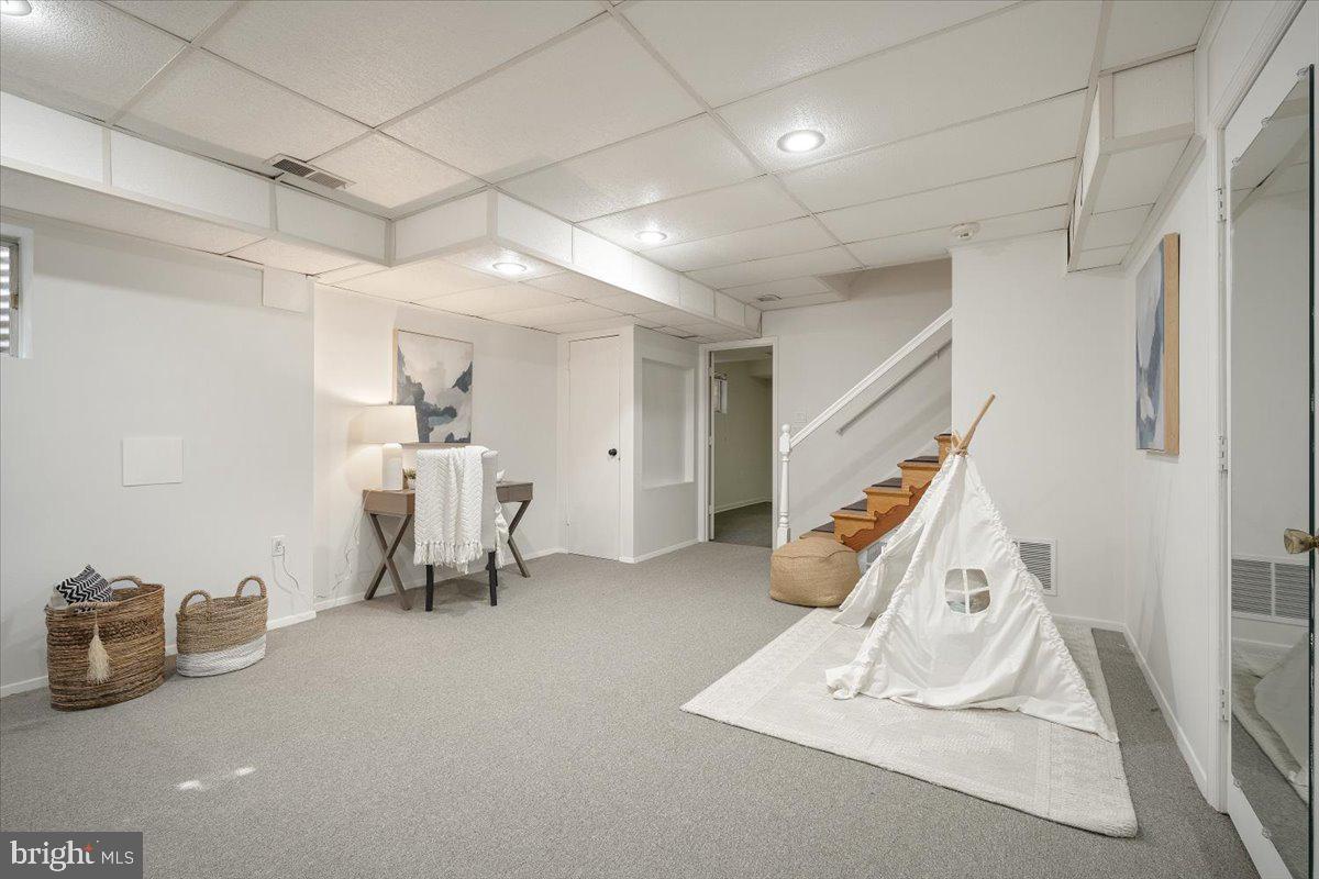 6305 Lenox Road Bethesda, MD 20817 - Photo 37 of 49 a view of a room with gym equipment