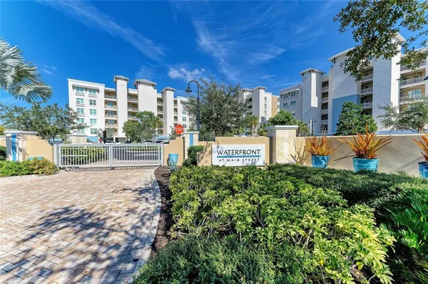 $475,000 | 10530 Boardwalk Loop, Unit 202, Bradenton, FL 34202