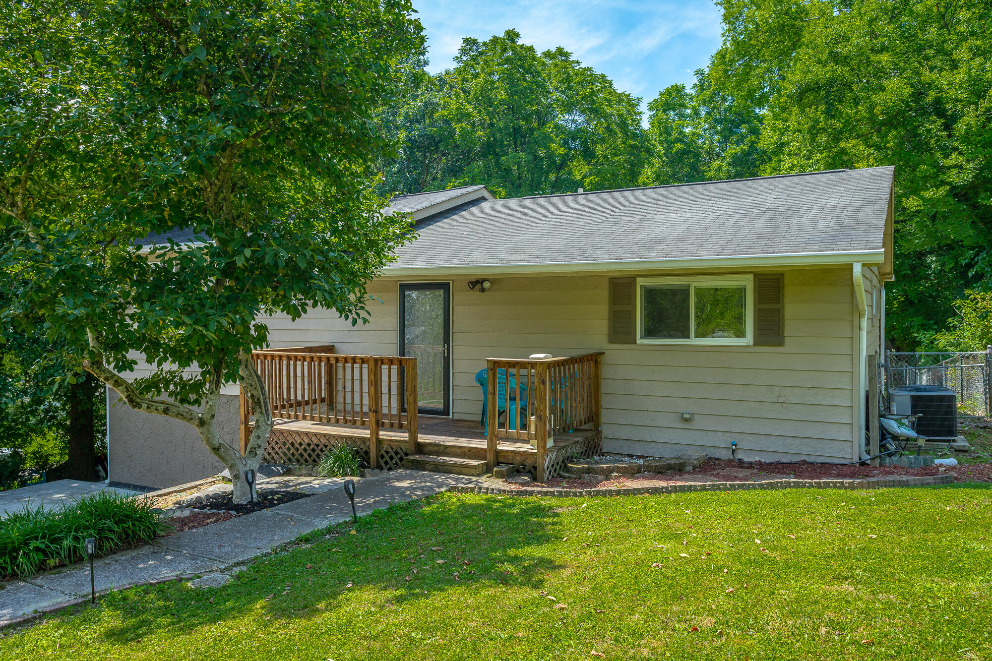 107 Anderson Road Rossville, GA 30741 - Photo 10 of 53 107 Anderson Road HD-15