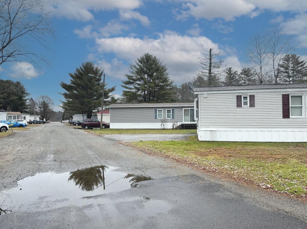 2161 Lisbon Street Lewiston, ME 04240 - Photo 14 of 26 14