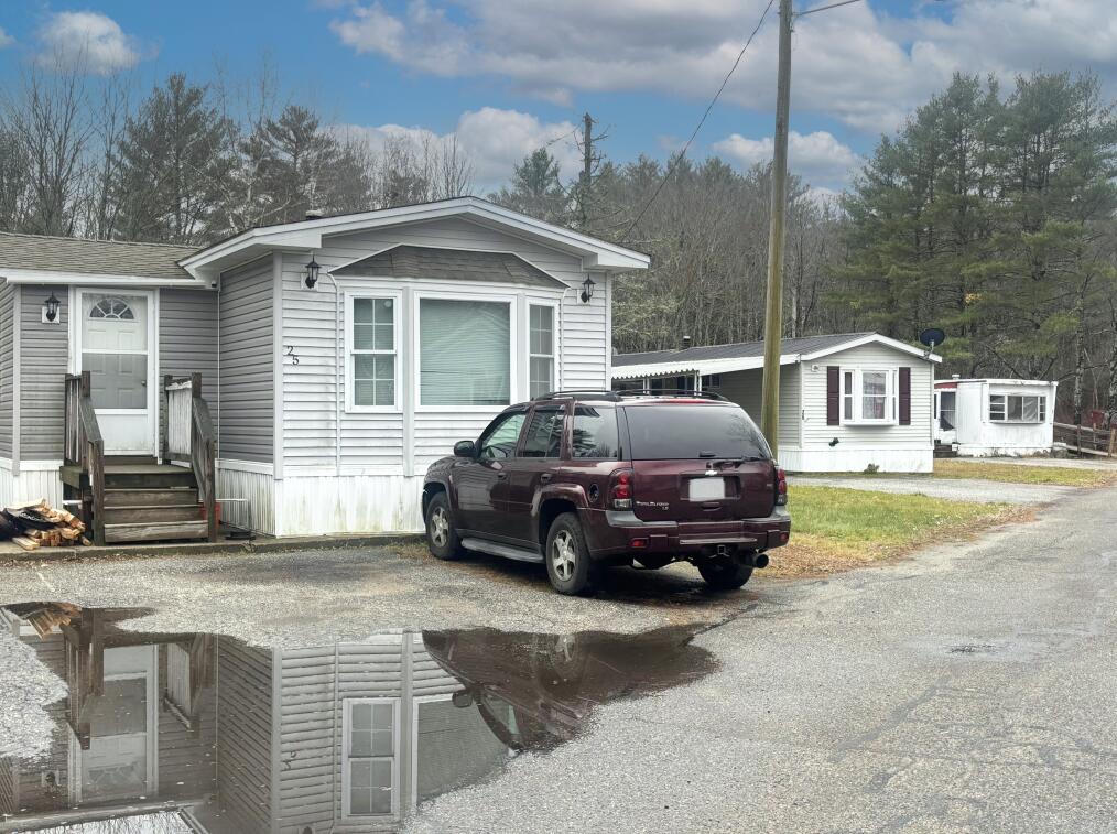 2161 Lisbon Street Lewiston, ME 04240 - Photo 10 of 26 10