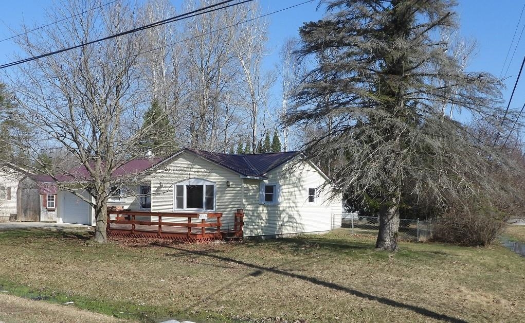 1198 Wayne Road Alpena, MI 49707 - Photo 24 of 27 1909809-23.JPG