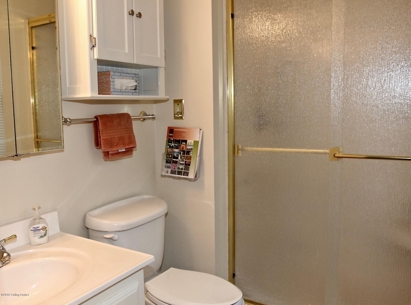 300 Fairmeade Road Louisville, KY 40207 - Photo 25 of 37 IMG_0199