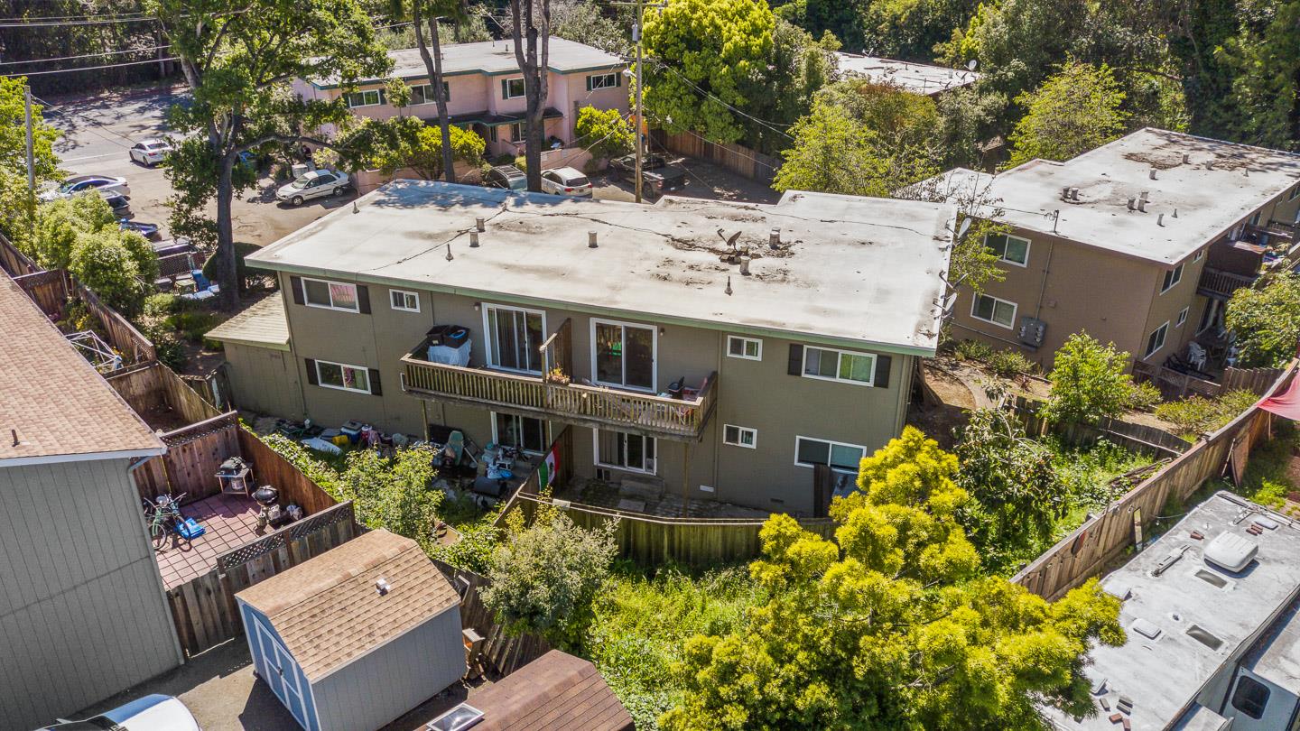 2895 Capitola Road Santa Cruz, CA 95062 - Photo 18 of 29 Gallery Image 18