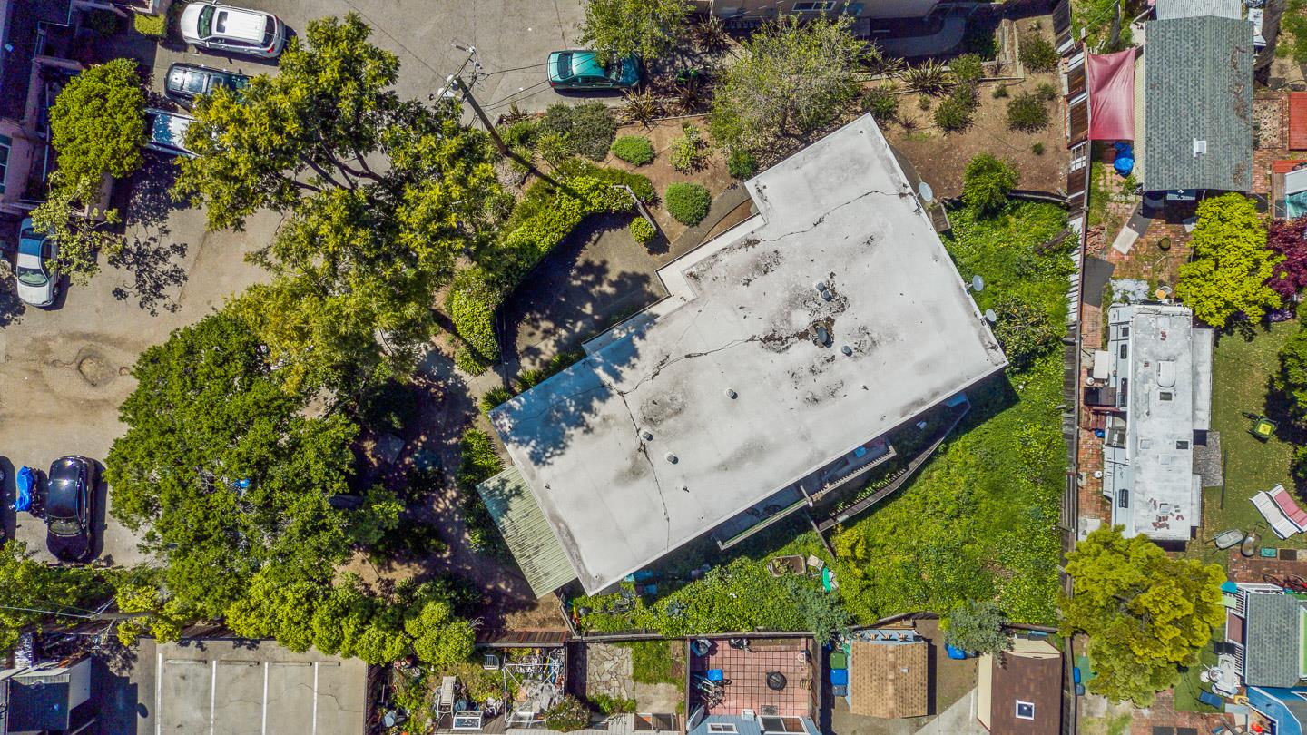 2895 Capitola Road Santa Cruz, CA 95062 - Photo 21 of 29 Gallery Image 21