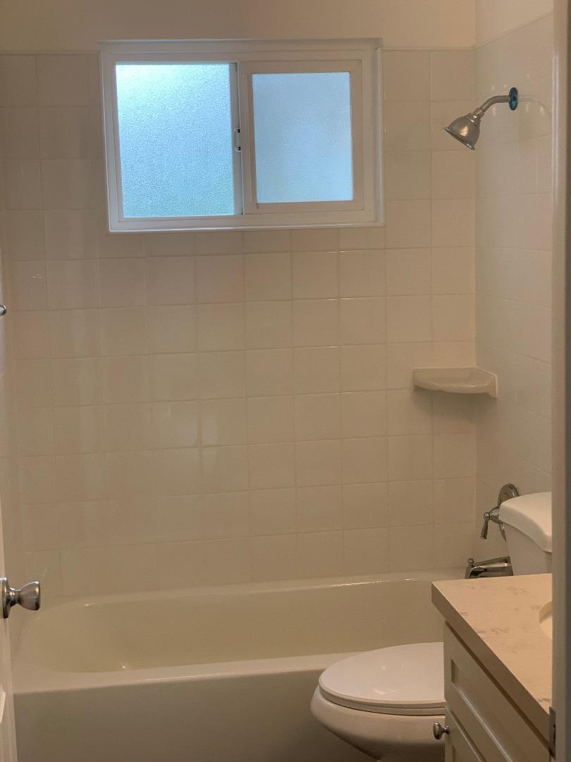 2895 Capitola Road Santa Cruz, CA 95062 - Photo 6 of 29 Gallery Image 6