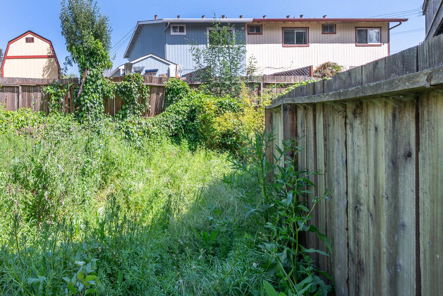 2895 Capitola Road Santa Cruz, CA 95062 - Photo 10 of 29 Gallery Image 10