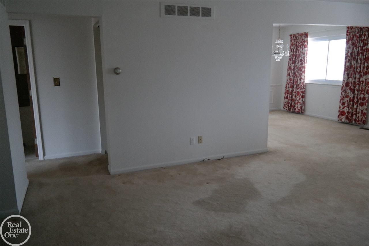 801 West Long Lake Road, Unit C4 Bloomfield Hills, MI 48302 - Photo 5 of 16