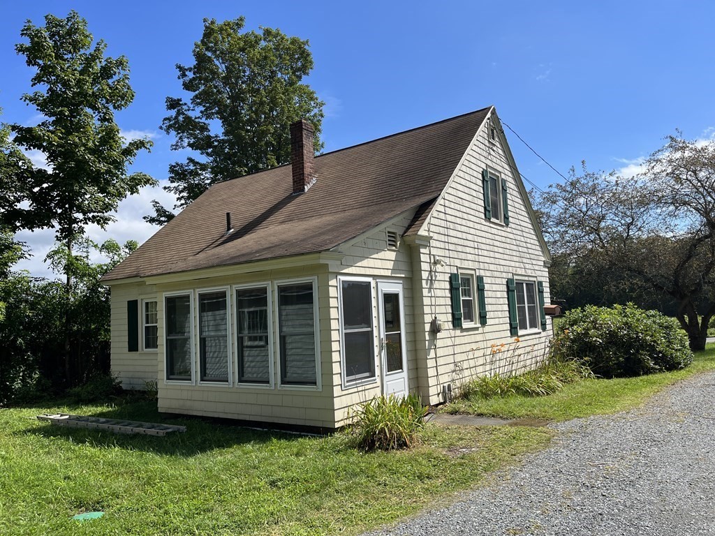 462 Leyden Road Greenfield, MA 01301 - Photo 5 of 31 Gallery Image 5