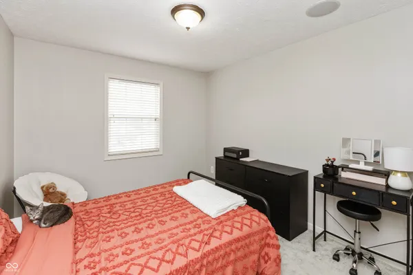 $340,000 | 502 Acorn Drive, Whiteland, IN 46184
