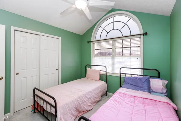 $340,000 | 502 Acorn Drive, Whiteland, IN 46184