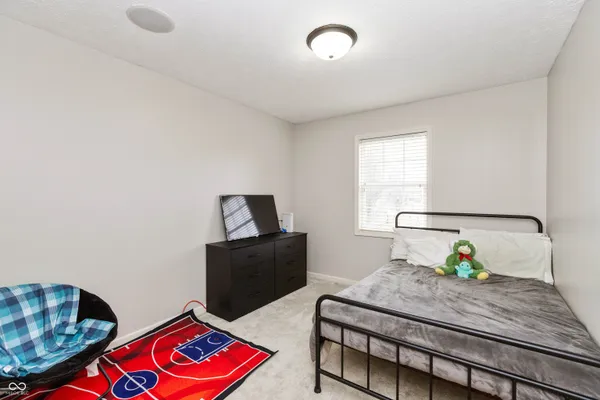 $340,000 | 502 Acorn Drive, Whiteland, IN 46184