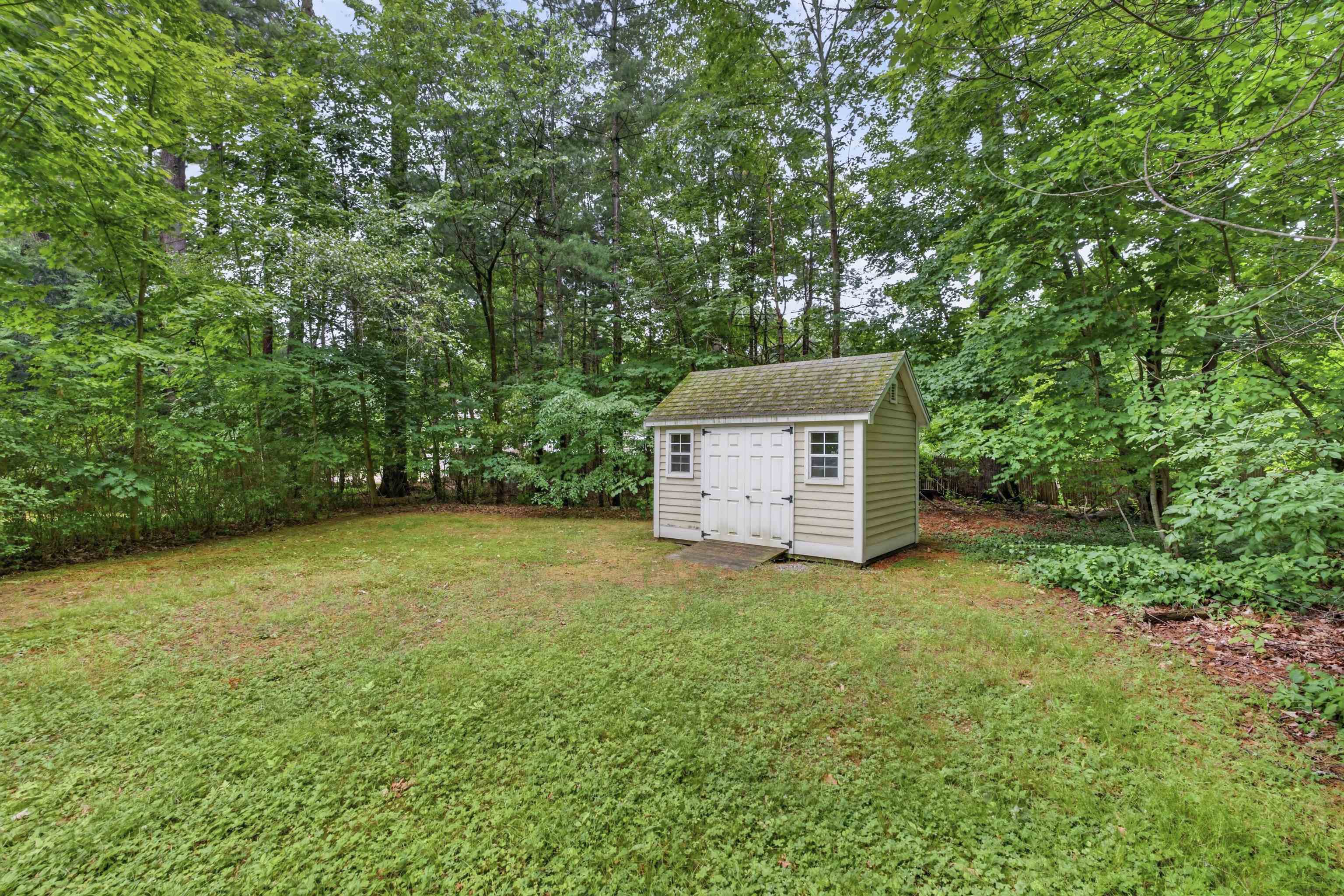 4 Rock Pond Road Windham, NH 03087 - Photo 22 of 24