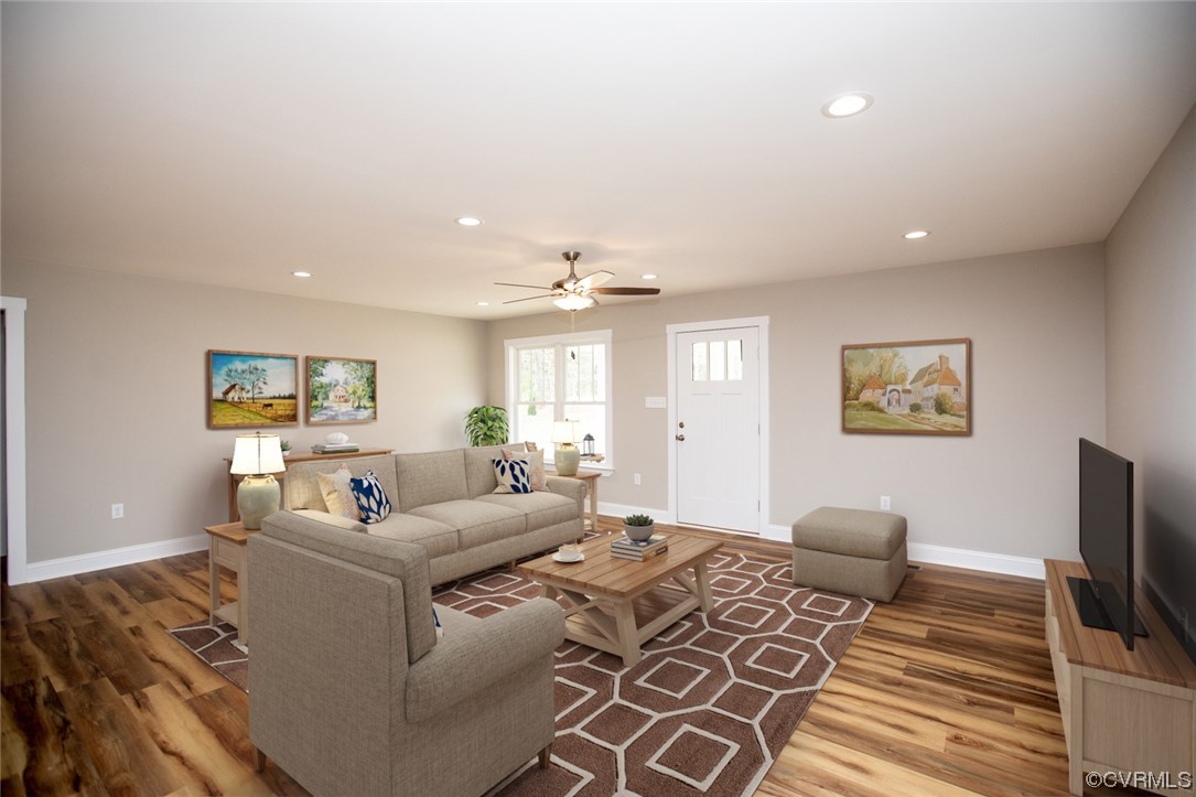 4086 Pin Oak Road Prospect, VA 23960 - Photo 4 of 44 a living room with furniture and a flat screen tv