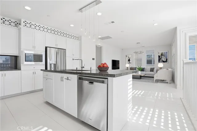 $830,000 | 21 Jaripol Circle, Rancho Mission Viejo, CA 92694