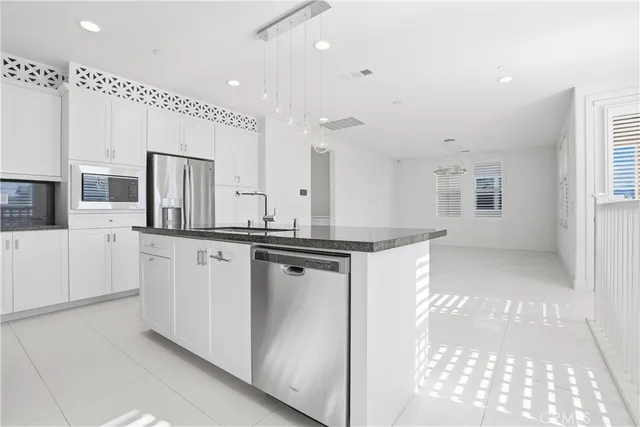 $830,000 | 21 Jaripol Circle, Rancho Mission Viejo, CA 92694