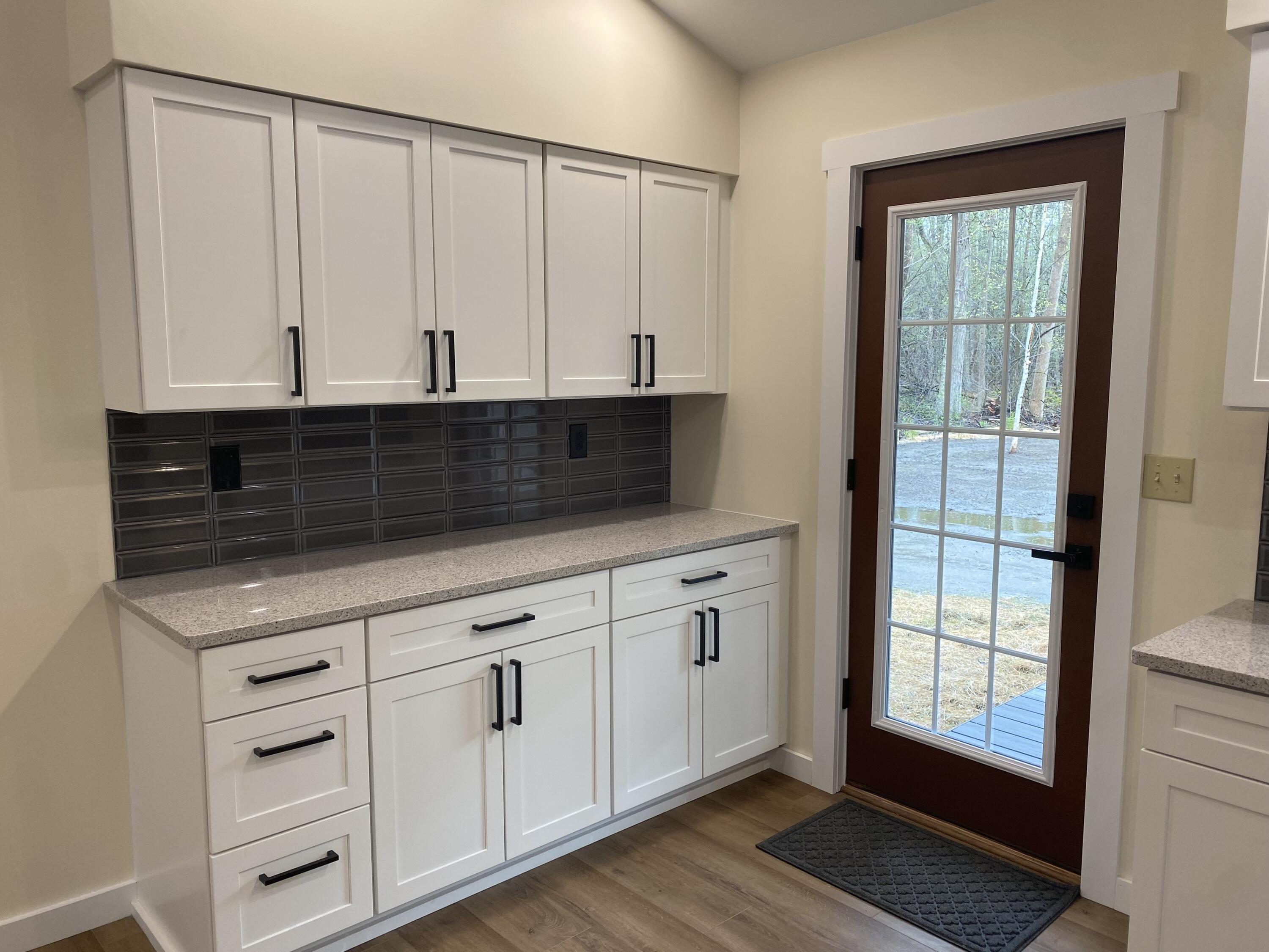 454 Rugar Street Plattsburgh, NY 12901 - Photo 6 of 21 Gallery Image 6