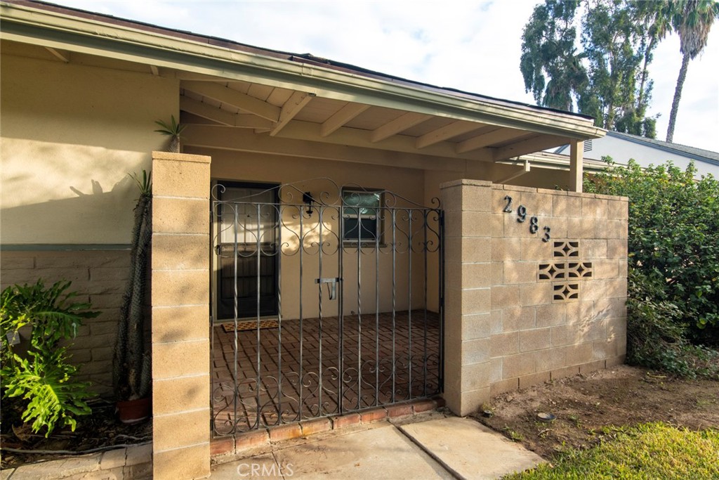 2983 Cheyenne Road Riverside, CA 92506 - Photo 2 of 49 a front view of a house
