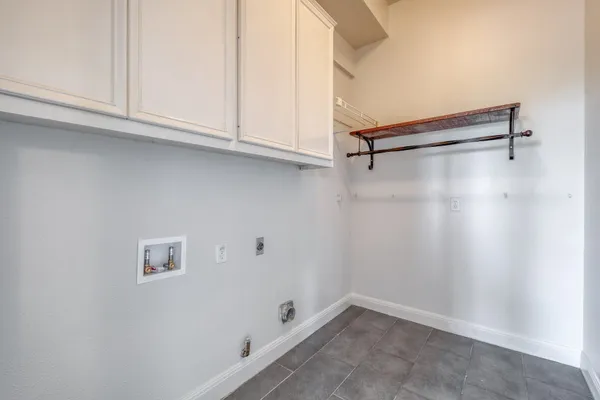 $4,000 | 9215 Spicebrush Drive, Austin, TX 78759