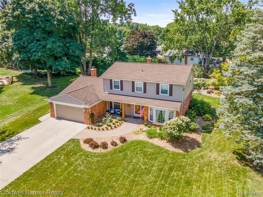1663 Yale Court Rochester Hills, MI 48309 - Photo 2 of 40