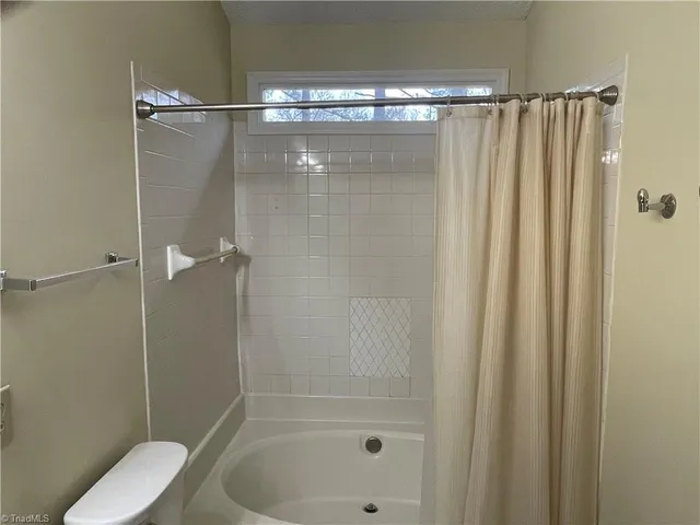 $289,999 | 3409 Morris Farm Drive, Jamestown, NC 27282