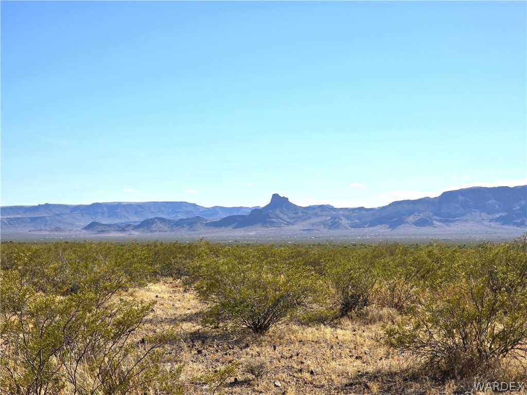 0 South Ramada Road Golden Valley, AZ 86413 - Photo 4 of 18 View of the Black Mountains to the South from the lot.